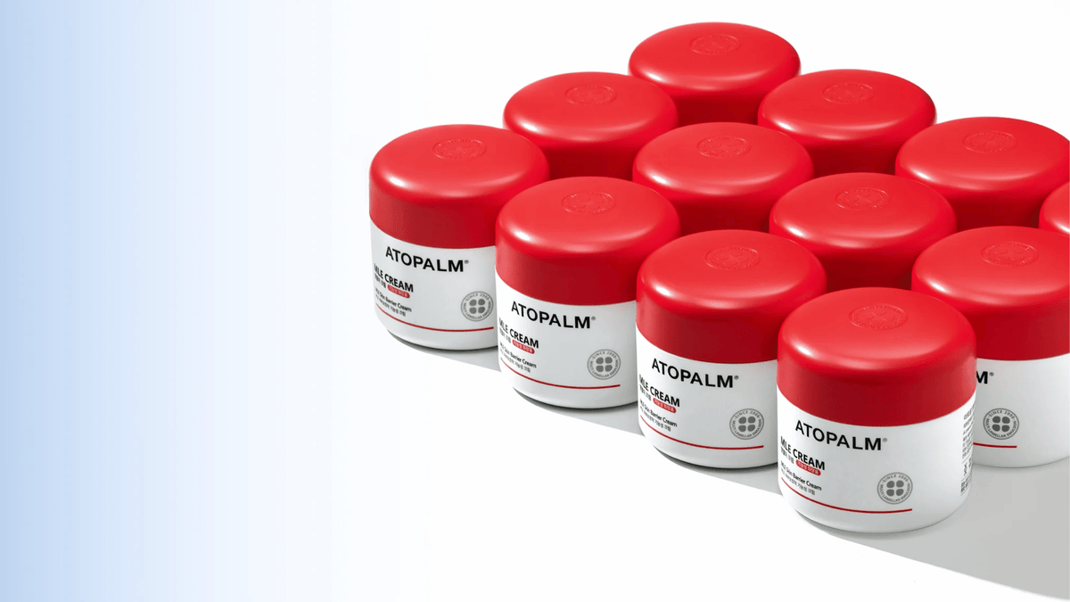 ATOPALM MLE Cream i flera burkar med rött lock, barriärstärkande ansiktskräm för torr och känslig hud, ceramidbaserad hudvård som återfuktar och stärker hudens skyddsbarriär
