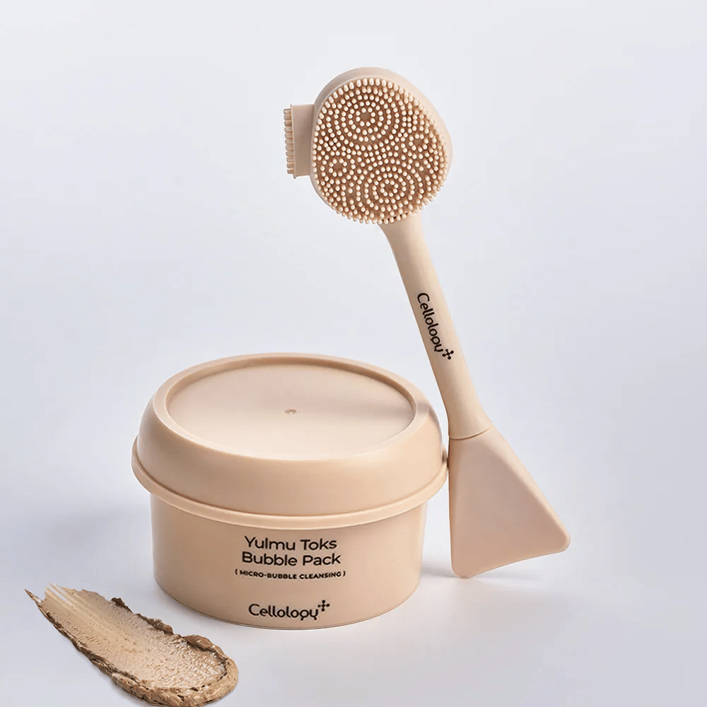 1. Cellolopy Cleaning Brush – beige puhdistusharja silikoniharjaksilla ja lastalla yhdessä Yulmu Toks Bubble Packin kanssa